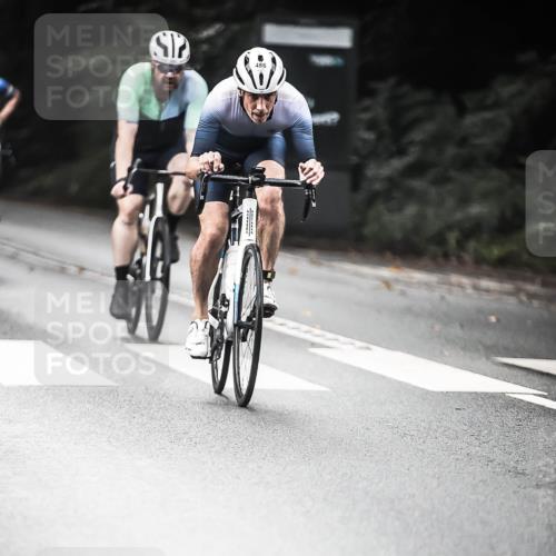 13.09.2026 - Stadtparktriathlon H.Heesch http://msf.ph/oto/10349640 13.09.2026 11:01:33 Radfahren 456, 472, 486, 487, 510, 592, 698, 703 meine-sportfotos.de