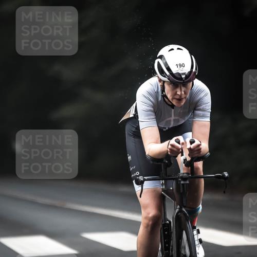 13.09.2026 - Stadtparktriathlon H.Heesch http://msf.ph/oto/10349651 13.09.2026 09:16:39 Radfahren 83, 127, 179, 190 meine-sportfotos.de