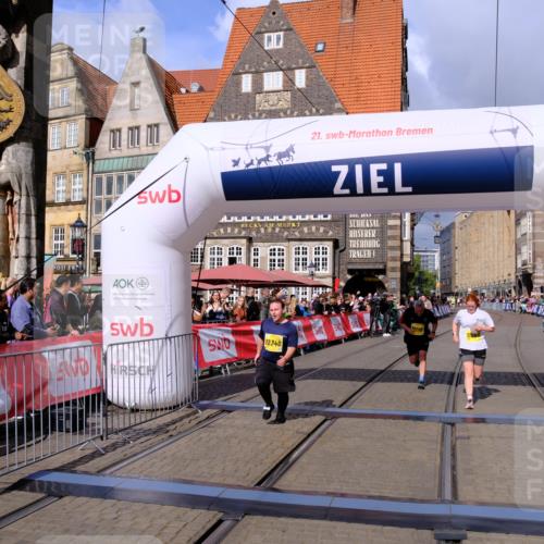 13.09.2026 - 21. swb-Marathon Bremen Tim E. http://msf.ph/oto/10349668 13.09.2026 11:23:42 Ziel 10349, 10754, 10925, 11266, 11663, 12340, 12440 meine-sportfotos.de