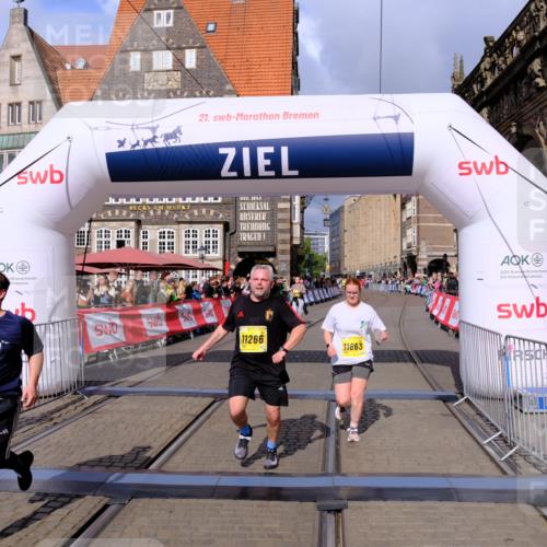 13.09.2026 - 21. swb-Marathon Bremen Tim E. http://msf.ph/oto/10349709 13.09.2026 11:23:43 Ziel 10754, 10925, 11266, 11663, 12340, 12440 meine-sportfotos.de