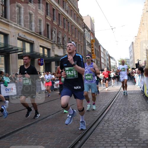 13.09.2026 - 21. swb-Marathon Bremen Strokosch-Dieckow http://msf.ph/oto/10349713 13.09.2026 13:31:26 Ziel 310, 578, 846, 1600, 3115, 3205, 3239, 3244, 3278, 3858, 3859, 3989, 4030, 4164, 4273, 4692, 4889, 4998, 5158, 5325, 5363, 5426, 5899, 6039, 6062, 6100, 6193, 6213, 6354, 6581, 6602, 7032, 7242, 7260, 7608, 7790, 7941, 7964, 8042, 8048, 8078, 8166, 8205, 8206, 8247, 8364, 8495, 8522, 8970, 9016, 9033, 9188, 9293, 9568, 9785, 9903, 9914, 13151, 13231, 217, 922, 1398, 1627, 2244, 2513, 2602, 2707, 2802, 3152, 3343, 3392, 3396, 3579, 3762, 4258, 4477 meine-sportfotos.de
