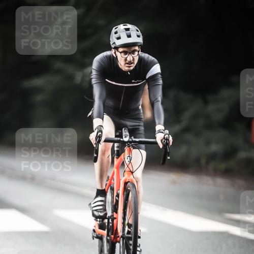 13.09.2026 - Stadtparktriathlon H.Heesch http://msf.ph/oto/10349718 13.09.2026 11:01:41 Radfahren 468, 487, 510, 698, 703, 706 meine-sportfotos.de