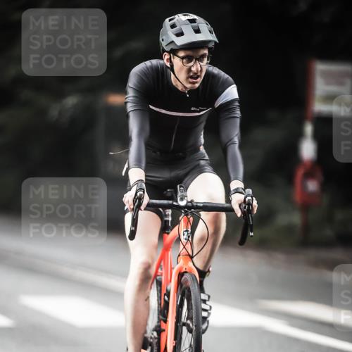 13.09.2026 - Stadtparktriathlon H.Heesch http://msf.ph/oto/10349725 13.09.2026 11:01:41 Radfahren 468, 487, 510, 698, 703, 706 meine-sportfotos.de
