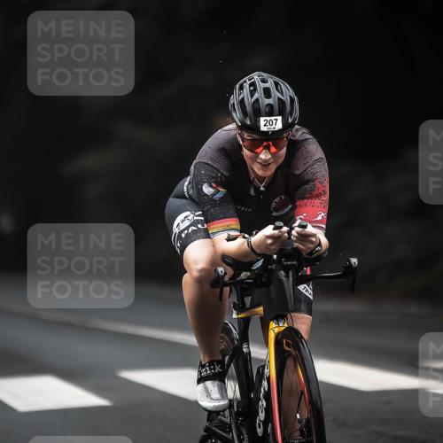 13.09.2026 - Stadtparktriathlon H.Heesch http://msf.ph/oto/10349736 13.09.2026 09:16:51 Radfahren 146, 193, 207 meine-sportfotos.de