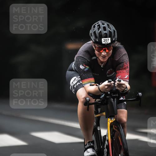 13.09.2026 - Stadtparktriathlon H.Heesch http://msf.ph/oto/10349740 13.09.2026 09:16:51 Radfahren 146, 193, 207 meine-sportfotos.de