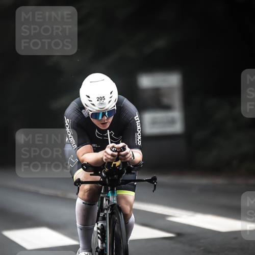 13.09.2026 - Stadtparktriathlon H.Heesch http://msf.ph/oto/10349751 13.09.2026 09:17:01 Radfahren 103, 174, 205 meine-sportfotos.de
