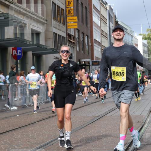 13.09.2026 - 21. swb-Marathon Bremen Strokosch-Dieckow http://msf.ph/oto/10349752 13.09.2026 11:12:49 Ziel 10804, 10893, 11048, 11357, 11606, 11627, 11671, 11832, 12050, 12060, 12393, 12418, 10354, 10483, 10743, 10874, 10875, 10909, 11090, 11657, 11671, 11832, 12234, 12423, 12497 meine-sportfotos.de