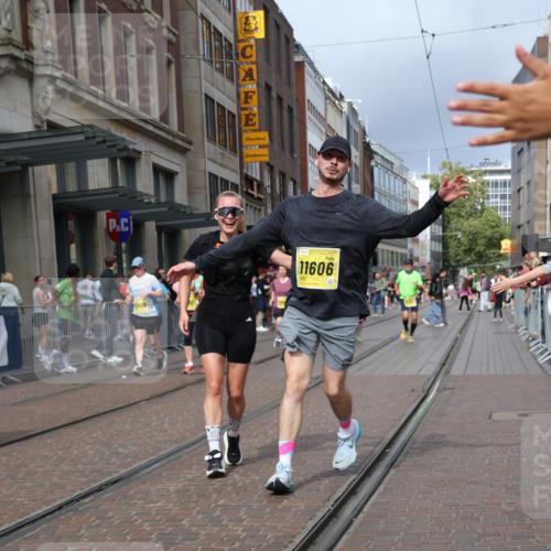 13.09.2026 - 21. swb-Marathon Bremen Strokosch-Dieckow http://msf.ph/oto/10349768 13.09.2026 11:12:49 Ziel 10804, 10893, 11048, 11357, 11606, 11627, 11671, 11832, 12050, 12060, 12393, 12418, 10354, 10483, 10743, 10874, 10875, 10909, 11090, 11657, 11671, 11832, 12234, 12423, 12497 meine-sportfotos.de