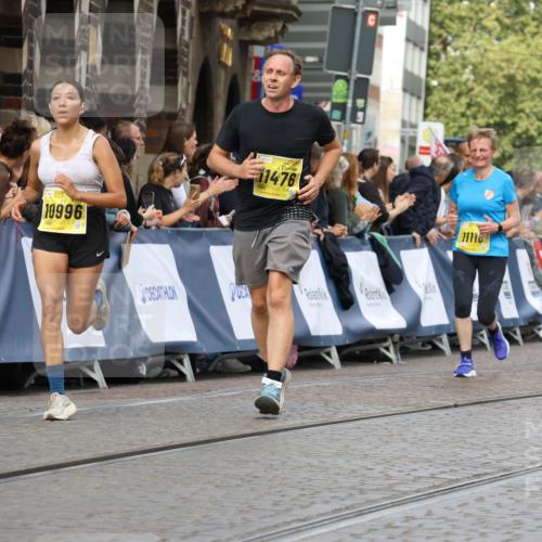 13.09.2026 - 21. swb-Marathon Bremen Strokosch-Dieckow http://msf.ph/oto/10349792 13.09.2026 10:54:21 Ziel 10255, 10579, 10708, 10822, 10947, 11010, 11206, 11290, 11329, 11765, 11998, 12075, 12244, 12356, 12435, 12515, 13531, 10067, 10146, 10410, 10631, 10765, 10884, 11039, 11389, 11593, 12038, 12265, 12328, 12467 meine-sportfotos.de