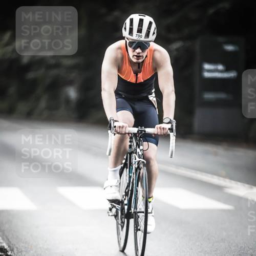 13.09.2026 - Stadtparktriathlon H.Heesch http://msf.ph/oto/10349793 13.09.2026 11:01:51 Radfahren 357, 468, 538, 700 meine-sportfotos.de