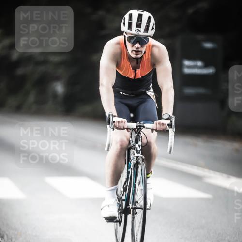 13.09.2026 - Stadtparktriathlon H.Heesch http://msf.ph/oto/10349795 13.09.2026 11:01:51 Radfahren 357, 468, 538, 700 meine-sportfotos.de