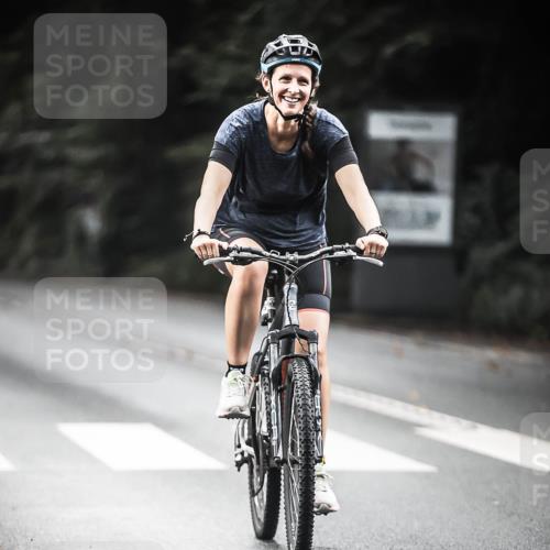 13.09.2026 - Stadtparktriathlon H.Heesch http://msf.ph/oto/10349812 13.09.2026 11:01:55 Radfahren 357, 494, 538, 657, 700 meine-sportfotos.de