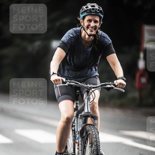 13.09.2026 - Stadtparktriathlon H.Heesch http://msf.ph/oto/10349830 13.09.2026 11:01:56 Radfahren 357, 494, 538, 657, 700 meine-sportfotos.de