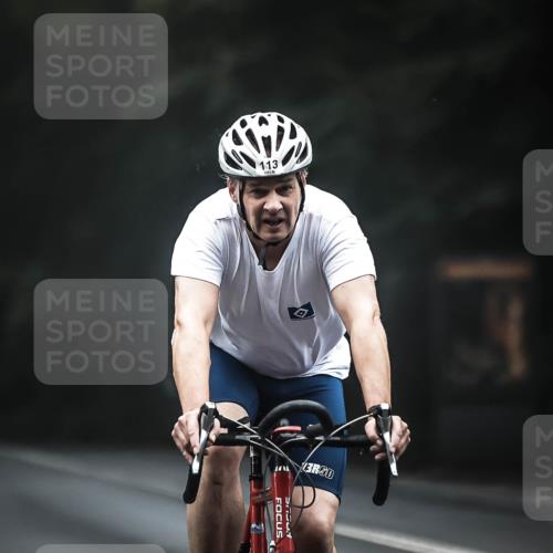 13.09.2026 - Stadtparktriathlon H.Heesch http://msf.ph/oto/10349868 13.09.2026 09:17:18 Radfahren 113, 126, 166 meine-sportfotos.de