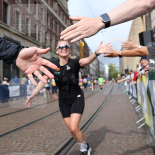 13.09.2026 - 21. swb-Marathon Bremen Strokosch-Dieckow http://msf.ph/oto/10349873 13.09.2026 11:12:51 Ziel 10804, 10893, 11048, 11357, 11606, 11627, 12050, 12060, 12393, 12418, 10354, 10483, 10743, 10874, 10875, 11090, 11657, 11671, 11832, 12234, 12423, 12497 meine-sportfotos.de