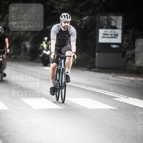 13.09.2026 - Stadtparktriathlon H.Heesch http://msf.ph/oto/10349875 13.09.2026 11:02:00 Radfahren 357, 416, 494, 524, 589, 657 meine-sportfotos.de