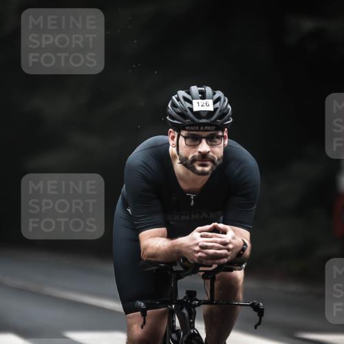 13.09.2026 - Stadtparktriathlon H.Heesch http://msf.ph/oto/10349897 13.09.2026 09:17:24 Radfahren 85, 107, 122, 126 meine-sportfotos.de