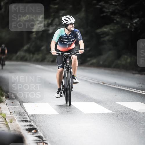 13.09.2026 - Stadtparktriathlon H.Heesch http://msf.ph/oto/10349923 13.09.2026 11:02:04 Radfahren 416, 494, 524, 589, 657 meine-sportfotos.de