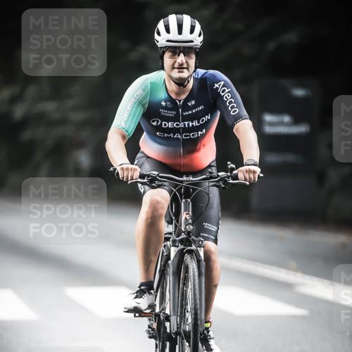 13.09.2026 - Stadtparktriathlon H.Heesch http://msf.ph/oto/10349964 13.09.2026 11:02:06 Radfahren 416, 524, 589, 657 meine-sportfotos.de