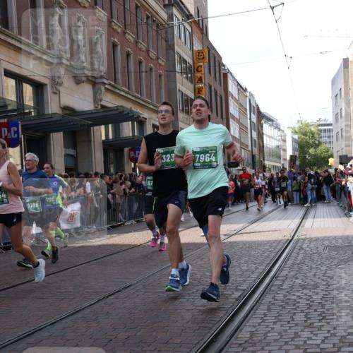 13.09.2026 - 21. swb-Marathon Bremen Strokosch-Dieckow http://msf.ph/oto/10349965 13.09.2026 13:31:32 Ziel 310, 578, 846, 2934, 3115, 3205, 3239, 3244, 3278, 3858, 3946, 3989, 4030, 4164, 4979, 4998, 5158, 5325, 5363, 5426, 5899, 6062, 6100, 6116, 6193, 6213, 6354, 6602, 7242, 7260, 7526, 7608, 7790, 7941, 7964, 8048, 8078, 8166, 8206, 8247, 8610, 8970, 9016, 9033, 9188, 9568, 9640, 9785, 9914, 13151, 13231, 217, 922, 1600, 1627, 2244, 2602, 2707, 3152, 3343, 3392, 3396, 3579, 3762, 3859, 4258, 4273, 4477, 4692, 4889, 6039, 6581, 7032, 8042, 8205 meine-sportfotos.de