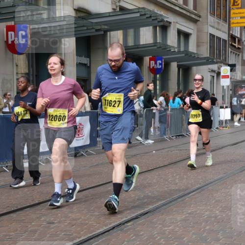 13.09.2026 - 21. swb-Marathon Bremen Strokosch-Dieckow http://msf.ph/oto/10349981 13.09.2026 11:12:54 Ziel 10804, 10893, 11048, 11357, 11627, 12060, 12393, 12418, 10354, 10483, 10743, 10874, 10875, 11090, 11606, 11657, 11671, 11832, 12050, 12234, 12423, 12497 meine-sportfotos.de