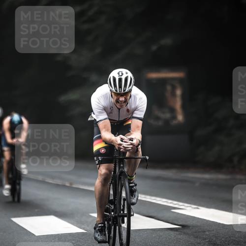 13.09.2026 - Stadtparktriathlon H.Heesch http://msf.ph/oto/10350017 13.09.2026 09:17:44 Radfahren 12, 74, 98, 152, 159, 191 meine-sportfotos.de