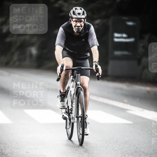 13.09.2026 - Stadtparktriathlon H.Heesch http://msf.ph/oto/10350021 13.09.2026 11:02:19 Radfahren 591, 610 meine-sportfotos.de