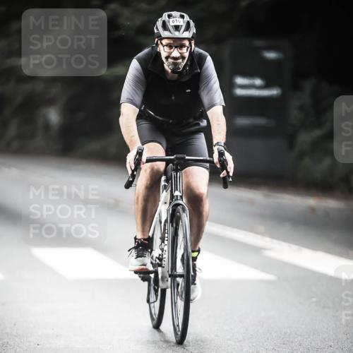 13.09.2026 - Stadtparktriathlon H.Heesch http://msf.ph/oto/10350028 13.09.2026 11:02:19 Radfahren 591, 610 meine-sportfotos.de