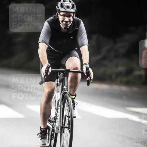 13.09.2026 - Stadtparktriathlon H.Heesch http://msf.ph/oto/10350034 13.09.2026 11:02:20 Radfahren 591, 610 meine-sportfotos.de