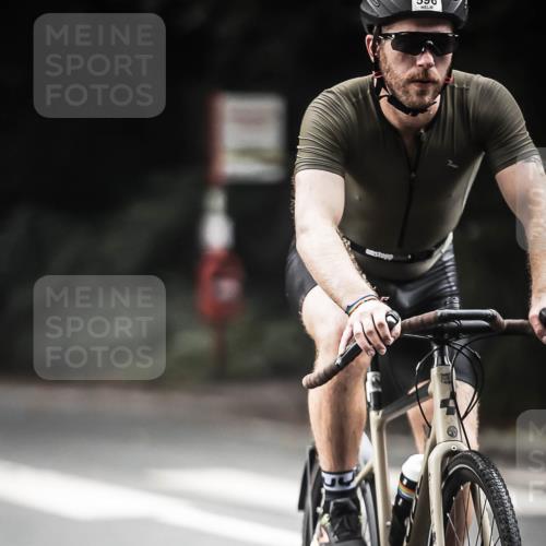 13.09.2026 - Stadtparktriathlon H.Heesch http://msf.ph/oto/10350100 13.09.2026 11:02:28 Radfahren 435, 591, 596, 618 meine-sportfotos.de