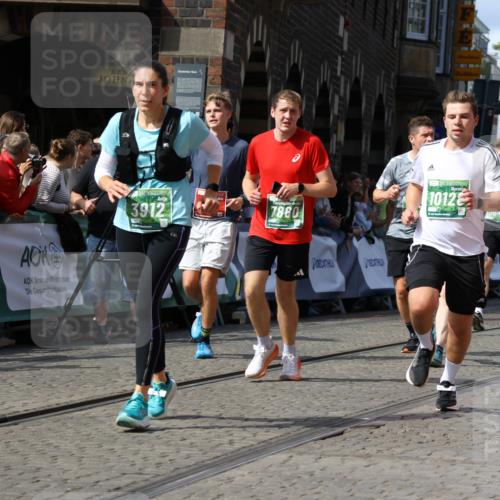 13.09.2026 - 21. swb-Marathon Bremen Strokosch-Dieckow http://msf.ph/oto/10350101 13.09.2026 13:29:16 Ziel 430, 565, 687, 722, 725, 936, 1014, 1274, 1688, 2223, 2276, 2378, 2851, 2891, 3419, 3444, 3665, 3938, 4590, 5225, 5267, 5531, 5691, 5865, 6099, 6817, 6937, 6955, 7134, 7527, 8984, 8985, 9562, 13174, 132, 596, 651, 1083, 1365, 1387, 2076, 2301, 2742, 2957, 3258, 3721, 3846, 3912, 4541, 5244, 5599, 6103, 6499, 6690, 7013, 7426, 7631, 7649, 7860, 8007, 8009, 8066, 8099, 8277, 8338, 8675, 8831, 9889 meine-sportfotos.de