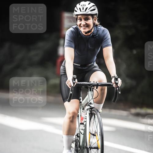 13.09.2026 - Stadtparktriathlon H.Heesch http://msf.ph/oto/10350119 13.09.2026 11:02:34 Radfahren 435, 531, 557, 572, 596, 618, 671 meine-sportfotos.de