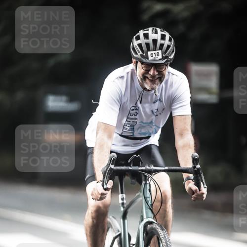13.09.2026 - Stadtparktriathlon H.Heesch http://msf.ph/oto/10350126 13.09.2026 11:02:35 Radfahren 435, 531, 557, 572, 618, 671 meine-sportfotos.de