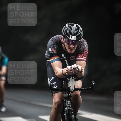 13.09.2026 - Stadtparktriathlon H.Heesch http://msf.ph/oto/10350135 13.09.2026 09:17:58 Radfahren 26, 62, 72, 139, 199 meine-sportfotos.de
