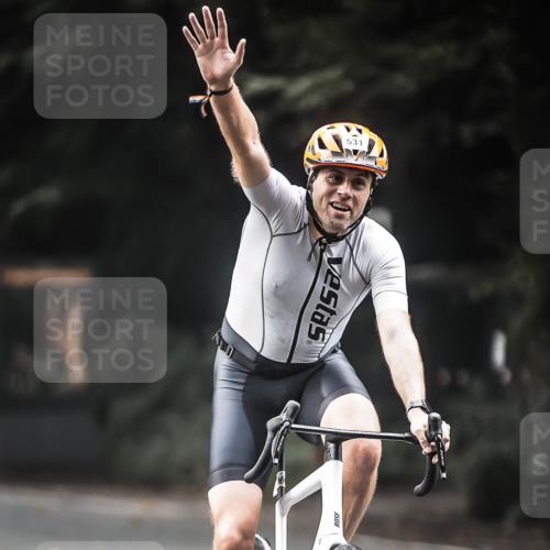 13.09.2026 - Stadtparktriathlon H.Heesch http://msf.ph/oto/10350146 13.09.2026 11:02:36 Radfahren 435, 531, 557, 572, 618, 671 meine-sportfotos.de