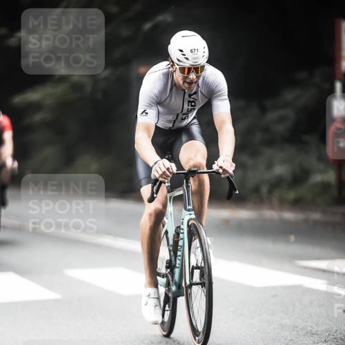 13.09.2026 - Stadtparktriathlon H.Heesch http://msf.ph/oto/10350163 13.09.2026 11:02:38 Radfahren 403, 435, 531, 557, 572, 618, 671 meine-sportfotos.de