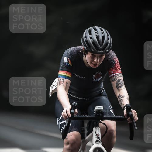 13.09.2026 - Stadtparktriathlon H.Heesch http://msf.ph/oto/10350167 13.09.2026 09:18:07 Radfahren 145, 209 meine-sportfotos.de