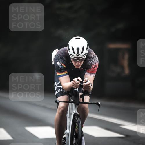 13.09.2026 - Stadtparktriathlon H.Heesch http://msf.ph/oto/10350174 13.09.2026 09:18:11 Radfahren 145, 209 meine-sportfotos.de