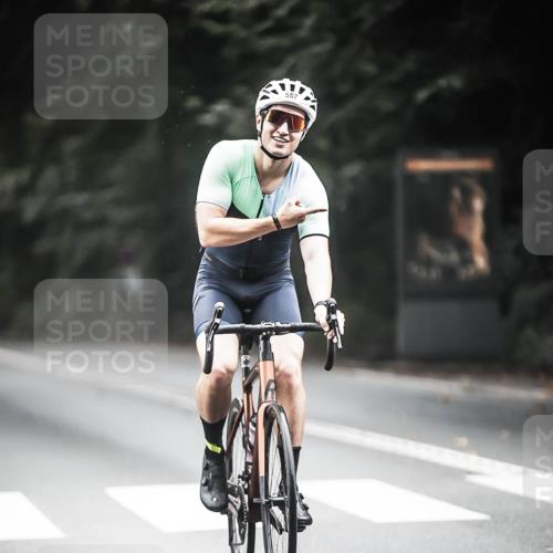 13.09.2026 - Stadtparktriathlon H.Heesch http://msf.ph/oto/10350194 13.09.2026 11:02:40 Radfahren 371, 403, 435, 513, 531, 557, 572, 618, 637, 671, 672 meine-sportfotos.de