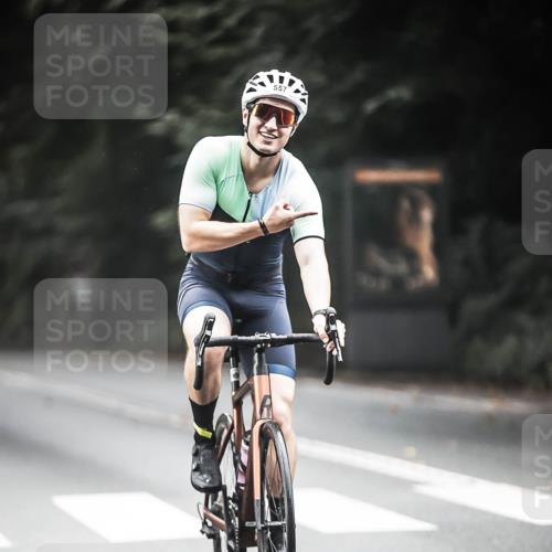 13.09.2026 - Stadtparktriathlon H.Heesch http://msf.ph/oto/10350198 13.09.2026 11:02:40 Radfahren 371, 403, 435, 513, 531, 557, 572, 618, 637, 671, 672 meine-sportfotos.de