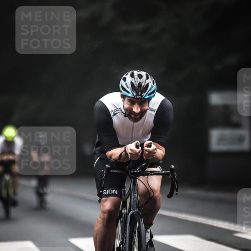 13.09.2026 - Stadtparktriathlon H.Heesch http://msf.ph/oto/10350228 13.09.2026 09:18:27 Radfahren 11, 44, 45, 91, 134, 148, 200 meine-sportfotos.de