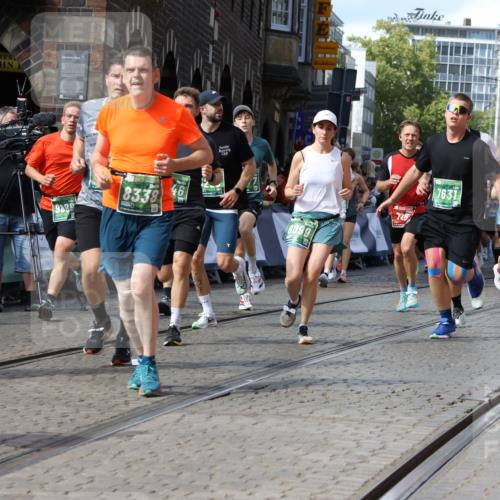 13.09.2026 - 21. swb-Marathon Bremen Strokosch-Dieckow http://msf.ph/oto/10350240 13.09.2026 13:29:18 Ziel 394, 430, 565, 687, 722, 725, 745, 936, 1014, 1274, 1688, 2070, 2223, 2276, 2378, 2851, 3419, 3444, 3665, 3938, 4590, 5225, 5267, 5531, 5691, 5865, 6099, 6817, 6937, 6955, 7134, 8984, 8985, 9562, 13174, 132, 1083, 1243, 1365, 1387, 2076, 2301, 2742, 2957, 3030, 3258, 3721, 3846, 4541, 5244, 5599, 6103, 6499, 6690, 7013, 7426, 7631, 7649, 8007, 8009, 8066, 8099, 8277, 8338, 8675, 8831, 9889 meine-sportfotos.de