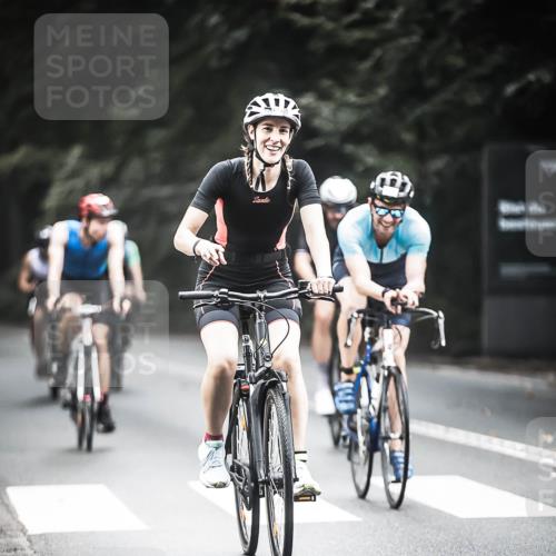 13.09.2026 - Stadtparktriathlon H.Heesch http://msf.ph/oto/10350244 13.09.2026 11:02:45 Radfahren 371, 403, 473, 513, 520, 546, 557, 572, 637, 672 meine-sportfotos.de