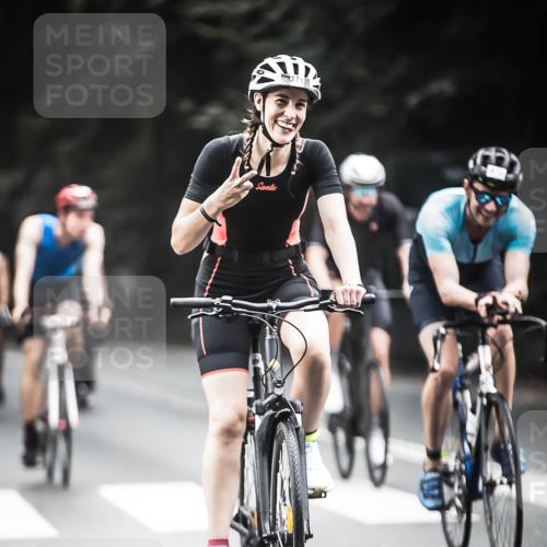 13.09.2026 - Stadtparktriathlon H.Heesch http://msf.ph/oto/10350261 13.09.2026 11:02:45 Radfahren 371, 403, 473, 513, 520, 546, 557, 572, 637, 672 meine-sportfotos.de