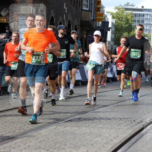 13.09.2026 - 21. swb-Marathon Bremen Strokosch-Dieckow http://msf.ph/oto/10350292 13.09.2026 13:29:18 Ziel 394, 430, 565, 687, 722, 725, 745, 936, 1014, 1274, 1688, 2070, 2223, 2276, 2378, 2851, 3419, 3444, 3665, 3938, 4590, 5225, 5267, 5531, 5691, 5865, 6099, 6817, 6937, 6955, 7134, 8984, 8985, 9562, 13174, 132, 1083, 1243, 1365, 1387, 2076, 2301, 2742, 2957, 3030, 3258, 3721, 3846, 4541, 5244, 5599, 6103, 6499, 6690, 7013, 7426, 7631, 7649, 8007, 8009, 8066, 8099, 8277, 8338, 8675, 8831, 9889 meine-sportfotos.de