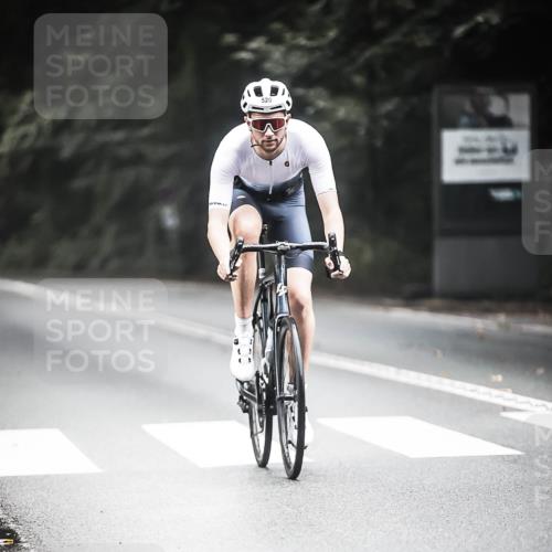 13.09.2026 - Stadtparktriathlon H.Heesch http://msf.ph/oto/10350325 13.09.2026 11:02:49 Radfahren 371, 403, 473, 513, 520, 546, 637, 672 meine-sportfotos.de