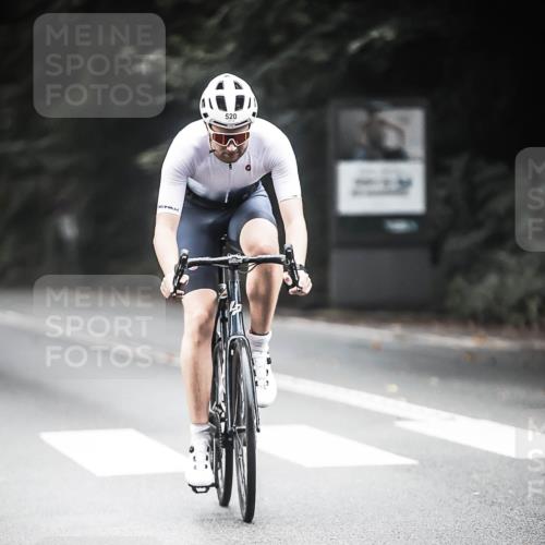 13.09.2026 - Stadtparktriathlon H.Heesch http://msf.ph/oto/10350332 13.09.2026 11:02:50 Radfahren 371, 403, 473, 513, 520, 546, 571, 637, 640, 672 meine-sportfotos.de