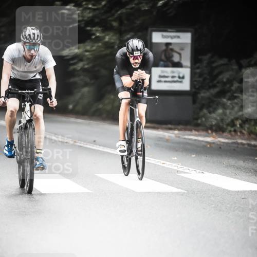 13.09.2026 - Stadtparktriathlon H.Heesch http://msf.ph/oto/10350346 13.09.2026 11:02:55 Radfahren 520, 571, 640, 708 meine-sportfotos.de