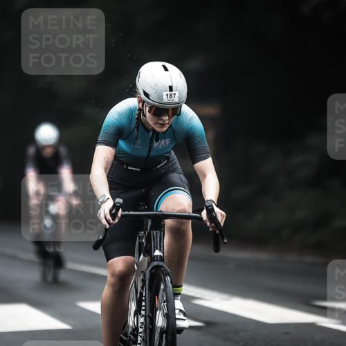 13.09.2026 - Stadtparktriathlon H.Heesch http://msf.ph/oto/10350348 13.09.2026 09:18:40 Radfahren 59, 86, 131, 187 meine-sportfotos.de