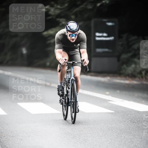 13.09.2026 - Stadtparktriathlon H.Heesch http://msf.ph/oto/10350399 13.09.2026 11:03:00 Radfahren 571, 640, 666, 708 meine-sportfotos.de